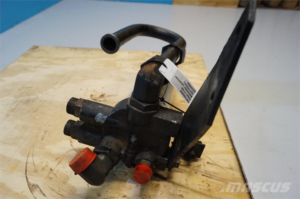 CASE 7130 Двигатели