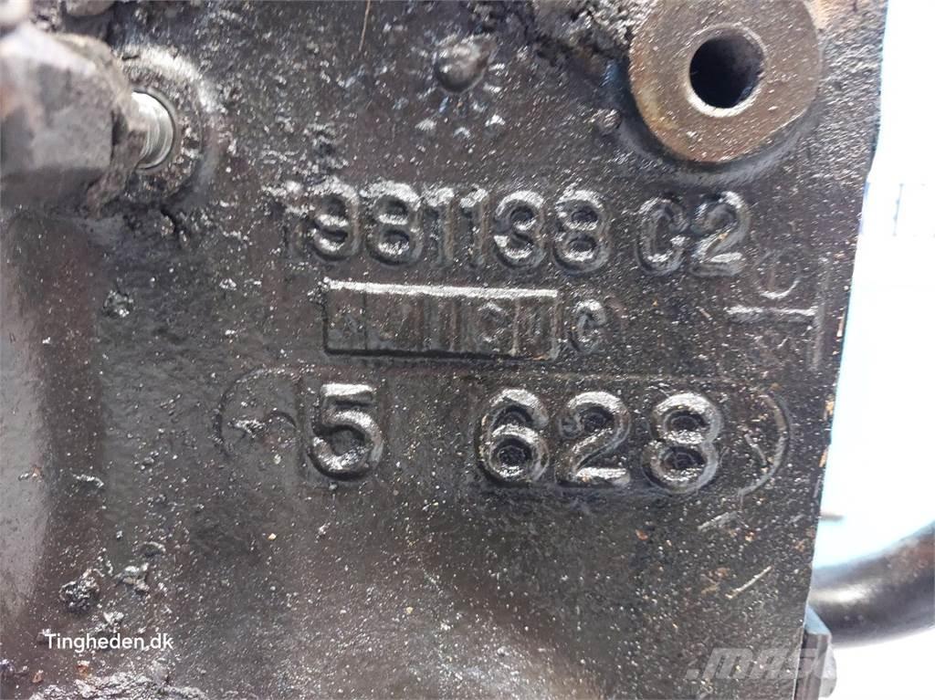 CASE 7130 Предаване