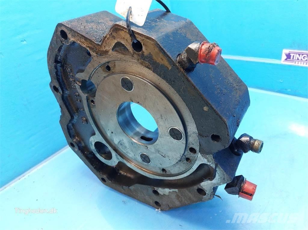 CASE 7130 Предаване