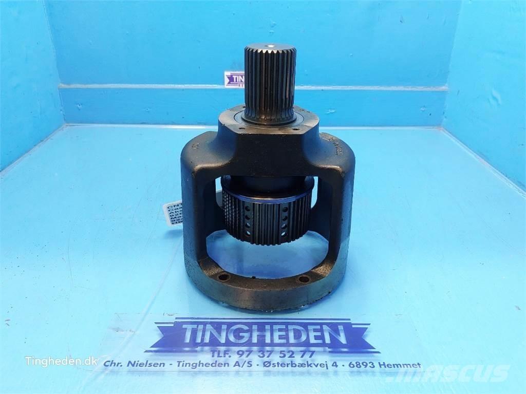 CASE 7130 Предаване