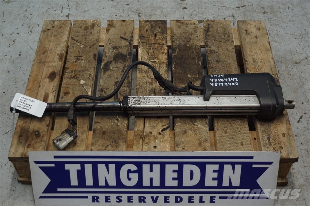 CASE 7240 Електроники