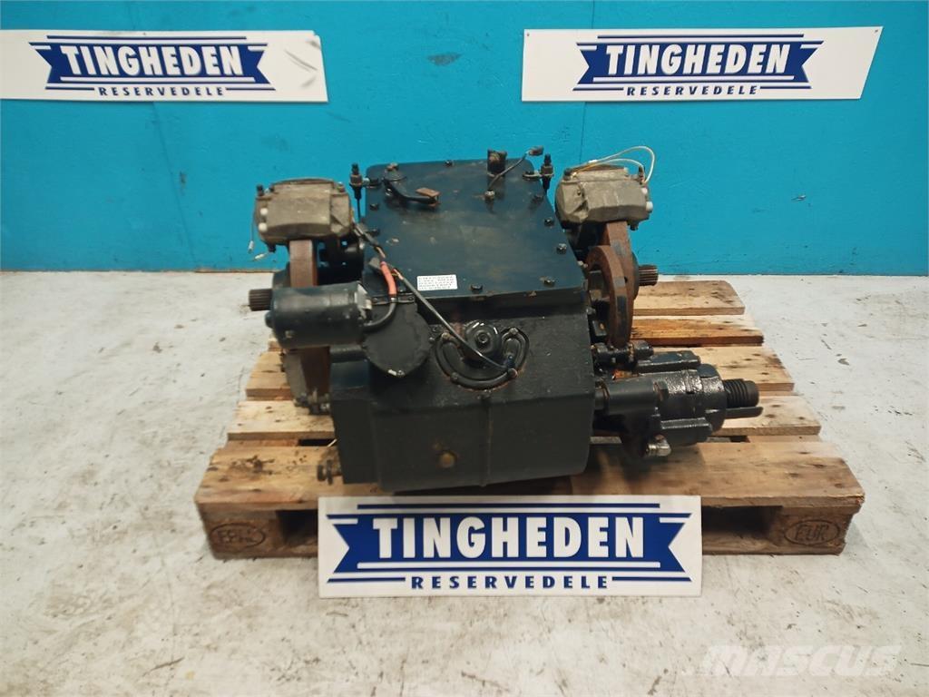 CASE 8010 Предаване