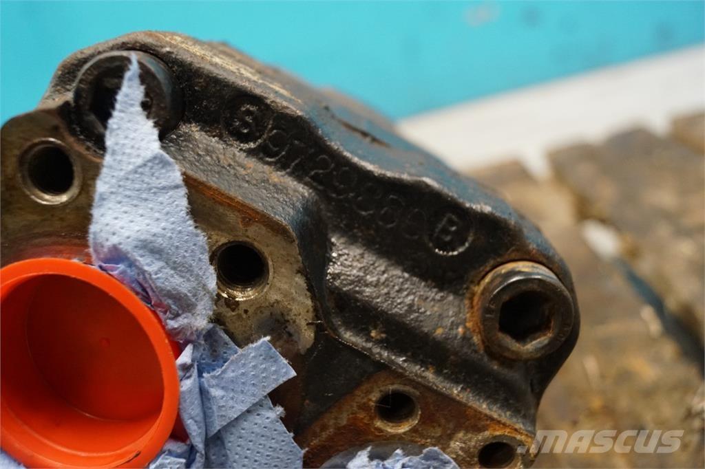 CASE 8010 Хидравлични