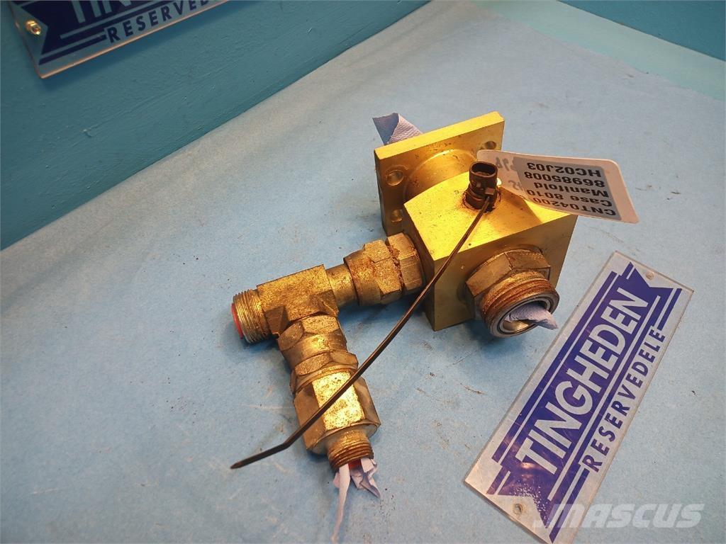 CASE 8010 Хидравлични