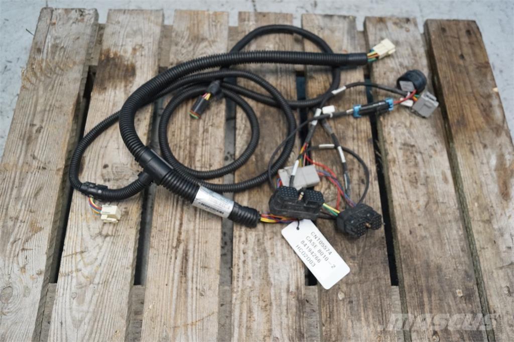 CASE 8010 Електроники