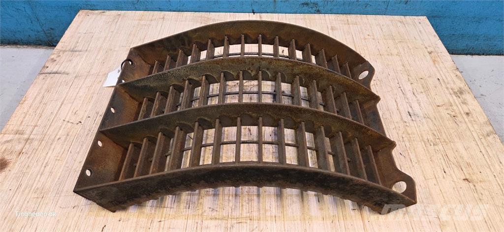 CASE 8010 Аксесоари  за комбайни