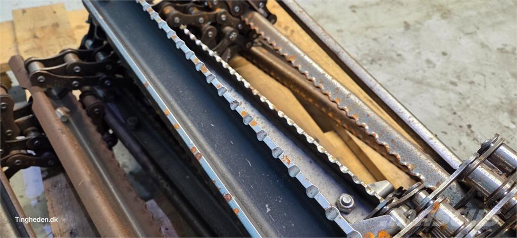 CASE 8010 Аксесоари  за комбайни