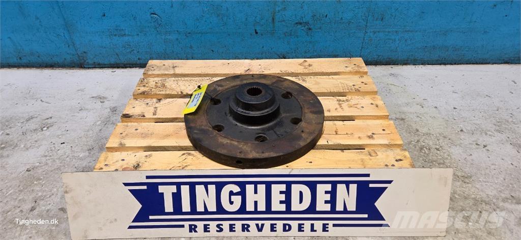 CASE 8010 Предаване