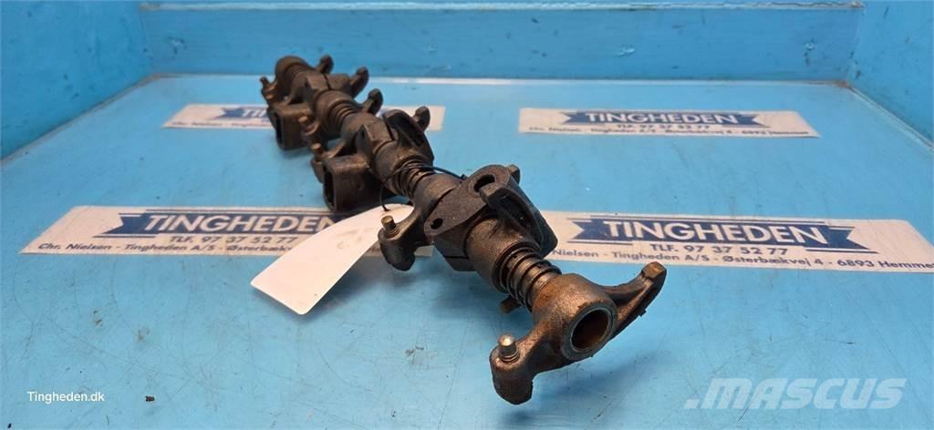 CASE 844S Двигатели