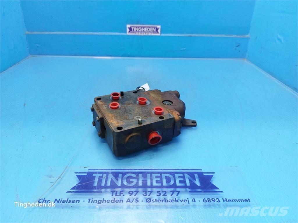 CASE 844XL Хидравлични