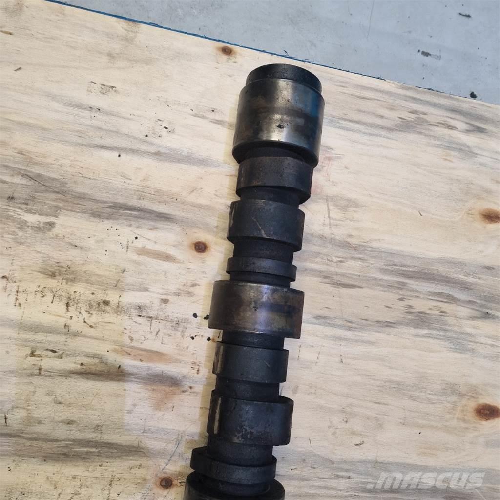 CASE 9010 Двигатели