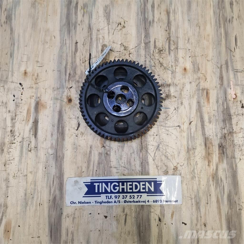 CASE 9010 Двигатели