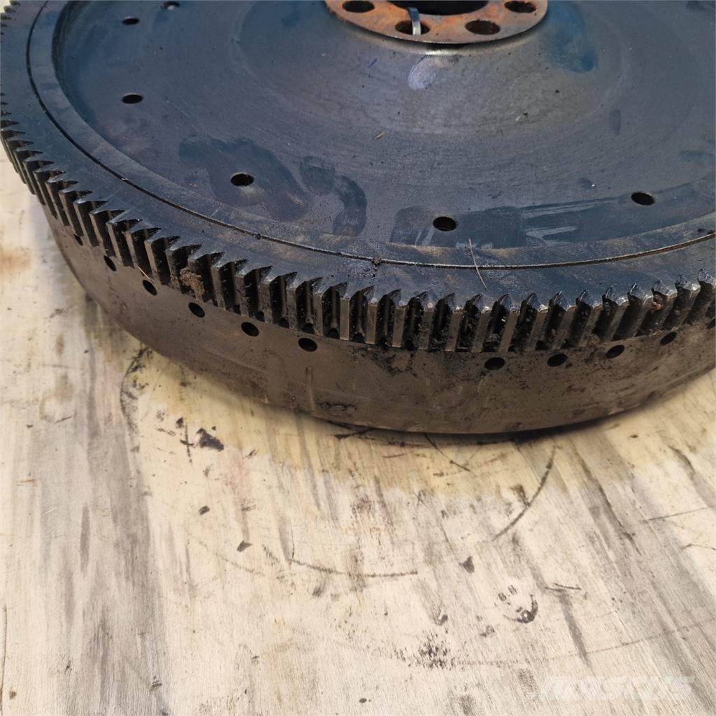 CASE 9010 Двигатели