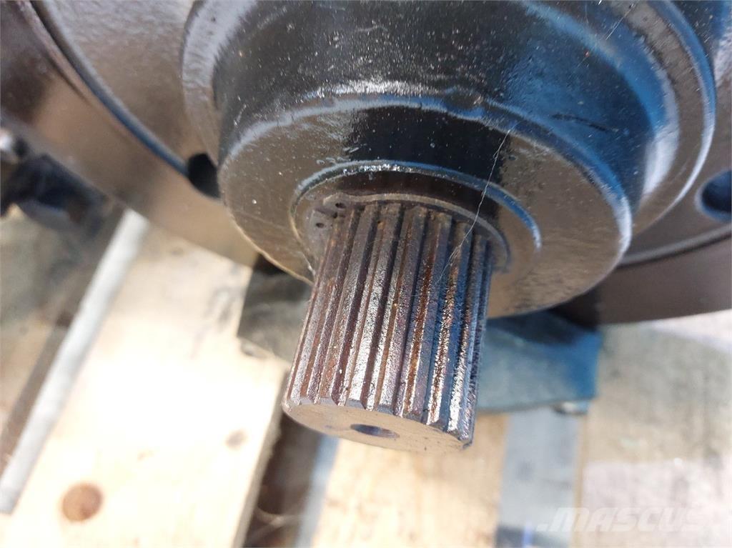 CASE 9010 Предаване