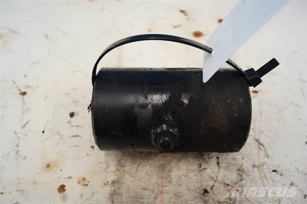 CASE 9010 Предаване