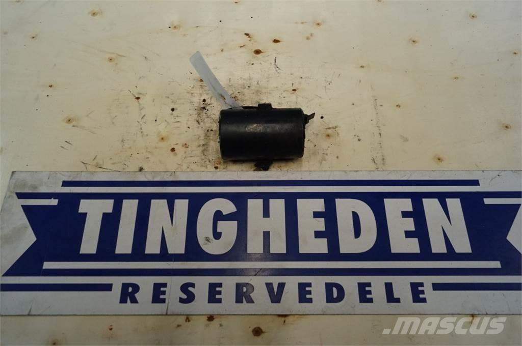 CASE 9010 Предаване