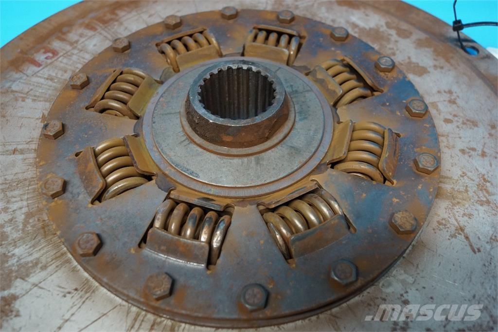 CASE 9120 Предаване