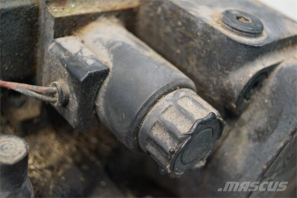 CASE 9120 Хидравлични