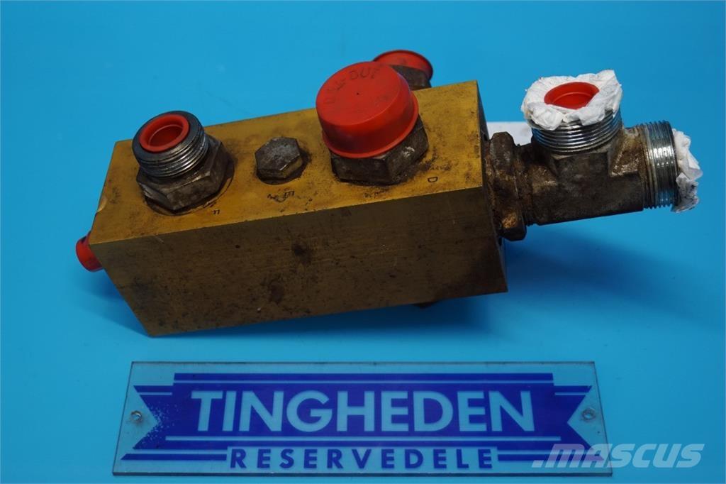 CASE 9120 Хидравлични