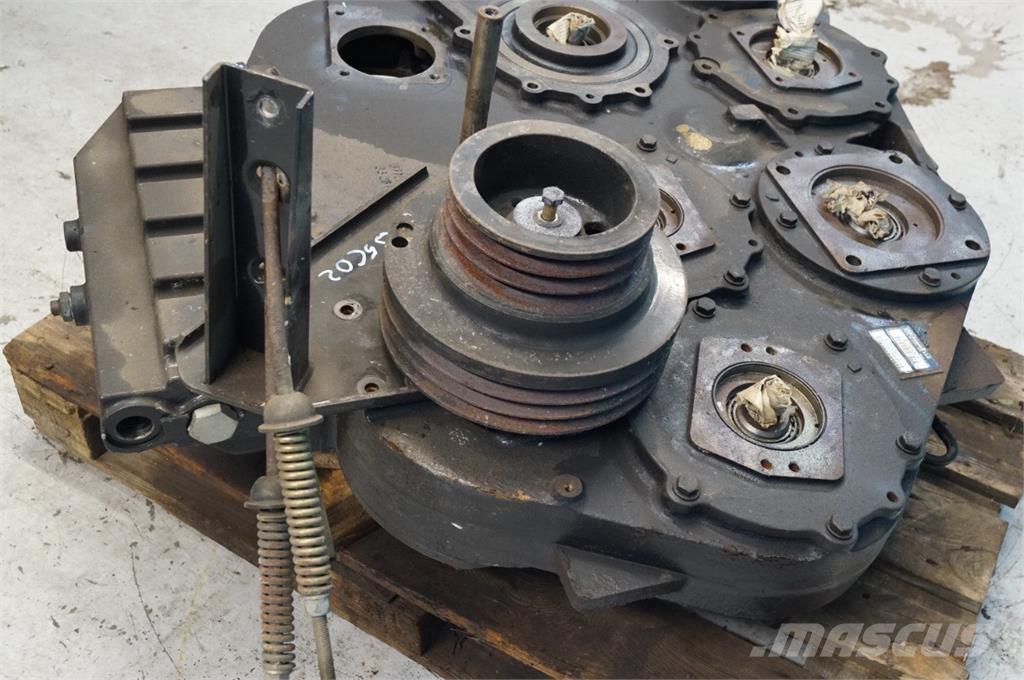 CASE 9120 Предаване