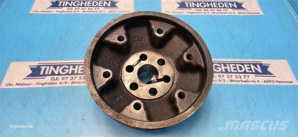 CASE 9120 Двигатели