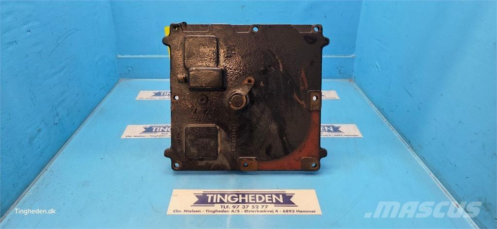 CASE 9120 Предаване