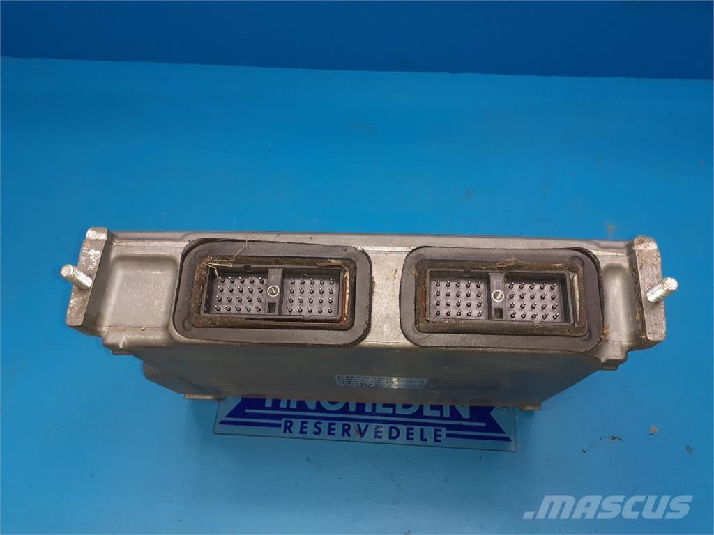 CASE 9230 Електроники