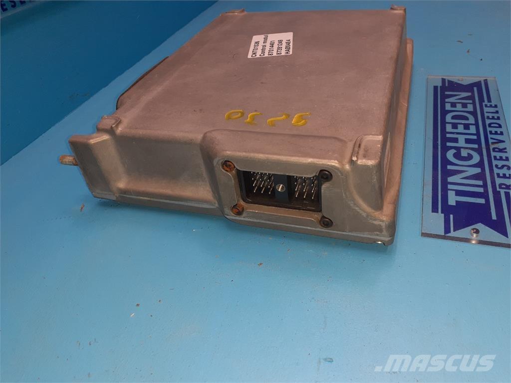 CASE 9230 Електроники