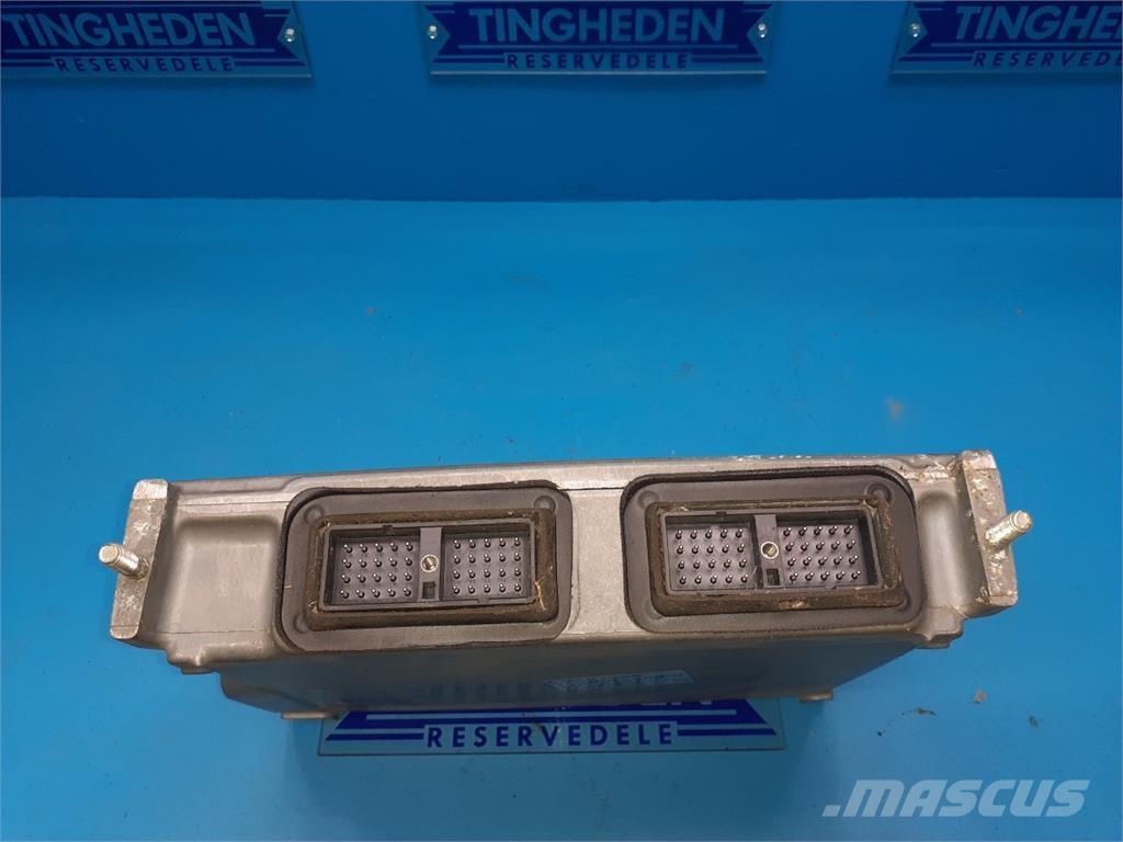 CASE 9230 Електроники