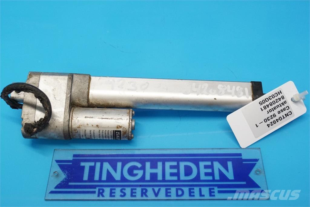 CASE 9230 Електроники