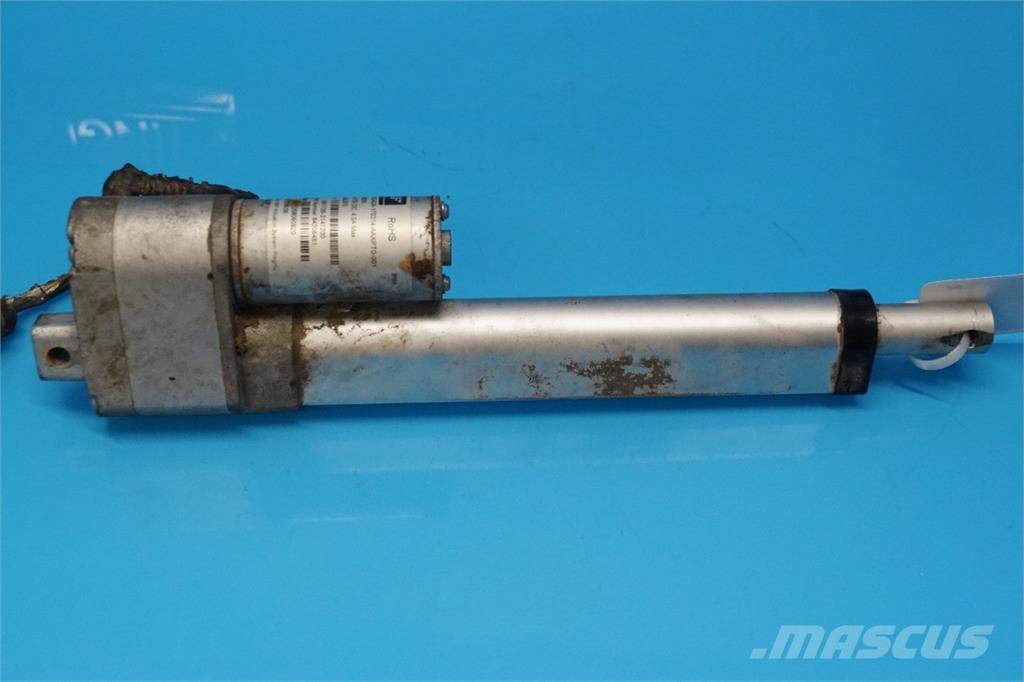 CASE 9230 Електроники