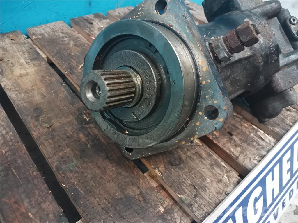 CASE CF80 Хидравлични