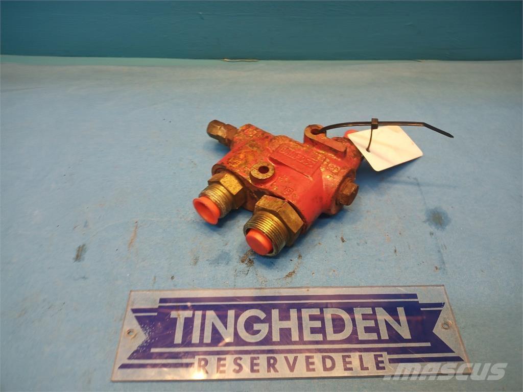 CASE CF80 Хидравлични