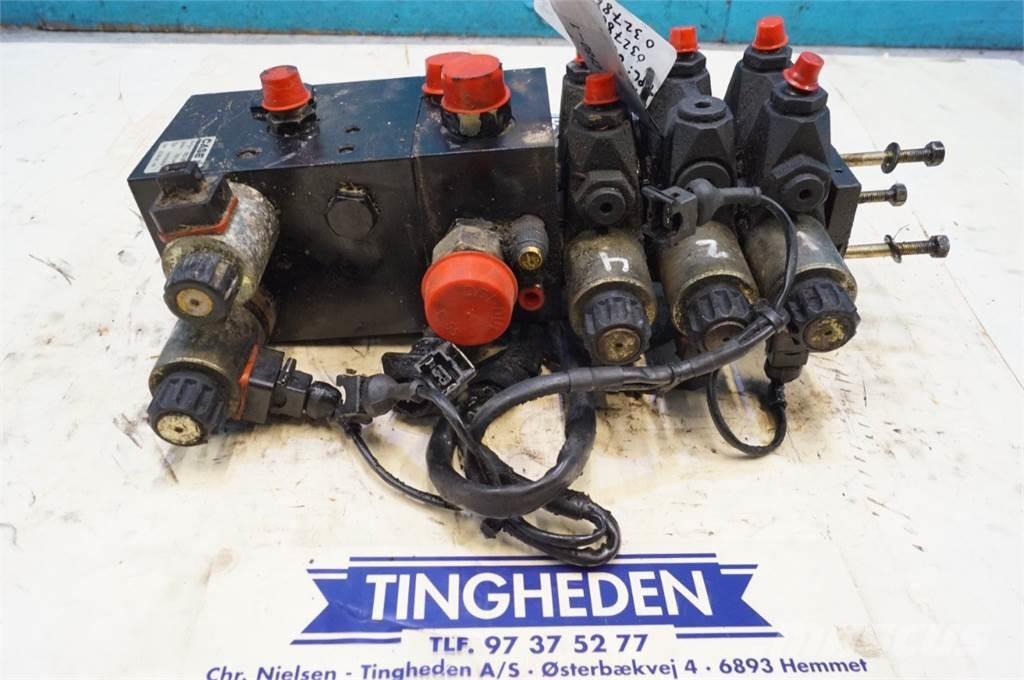 CASE CF80 Хидравлични