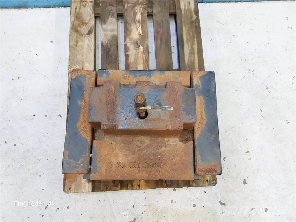 CASE CVX 120 Предни тежести
