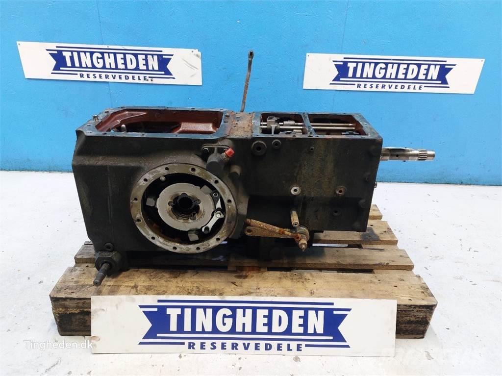 CASE Farmall 95A Предаване