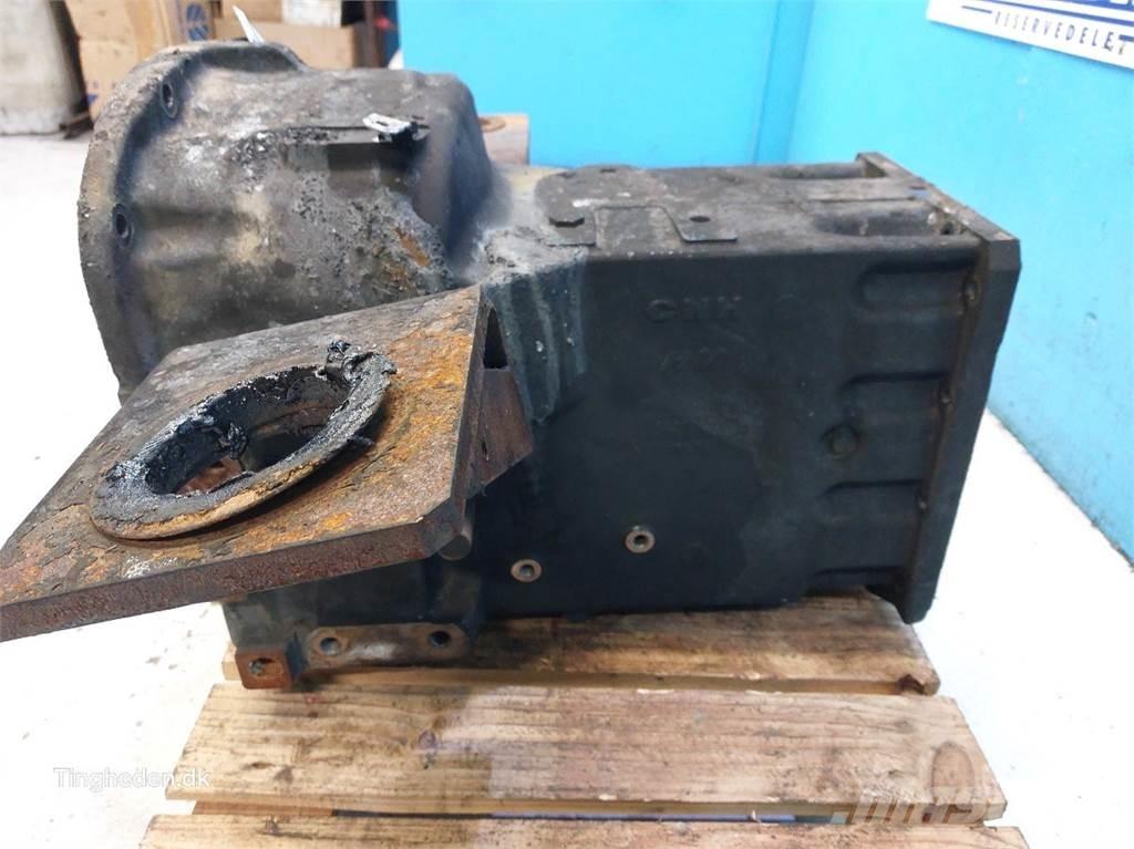 CASE Farmall 95A Предаване