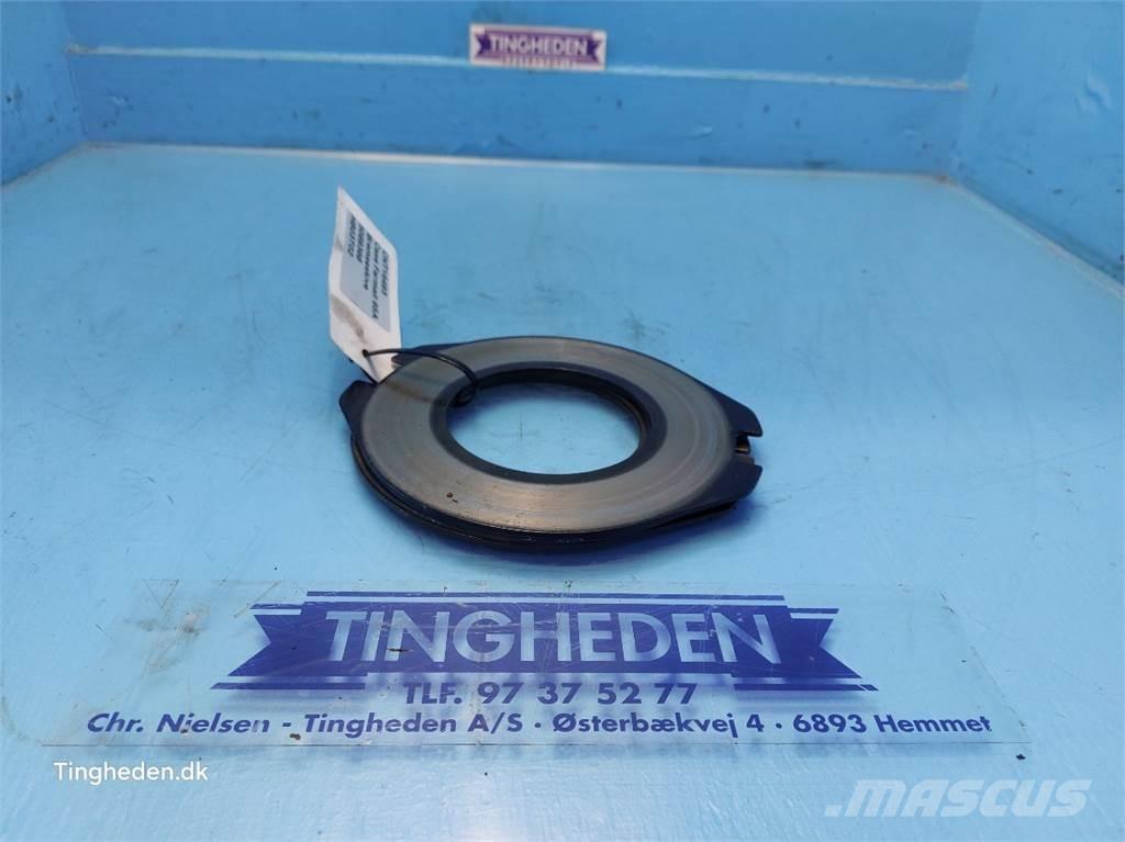 CASE Farmall 95A Предаване