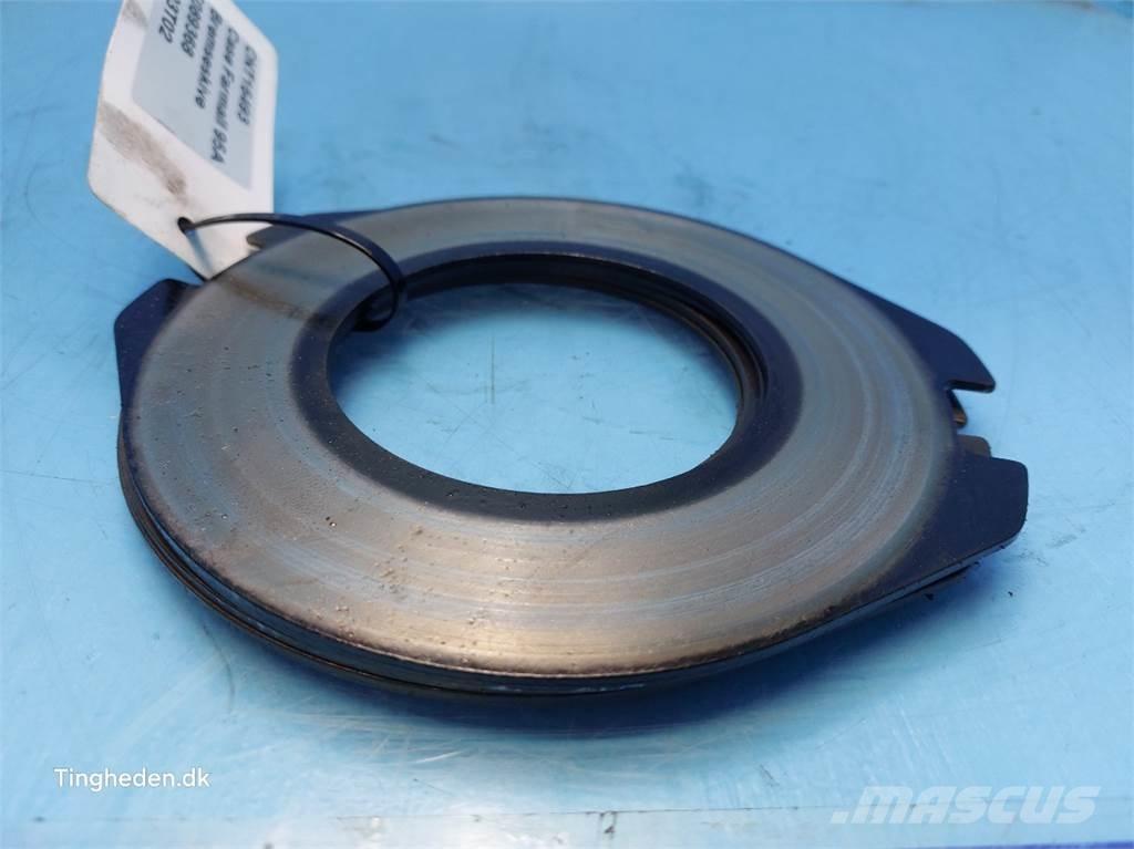 CASE Farmall 95A Предаване