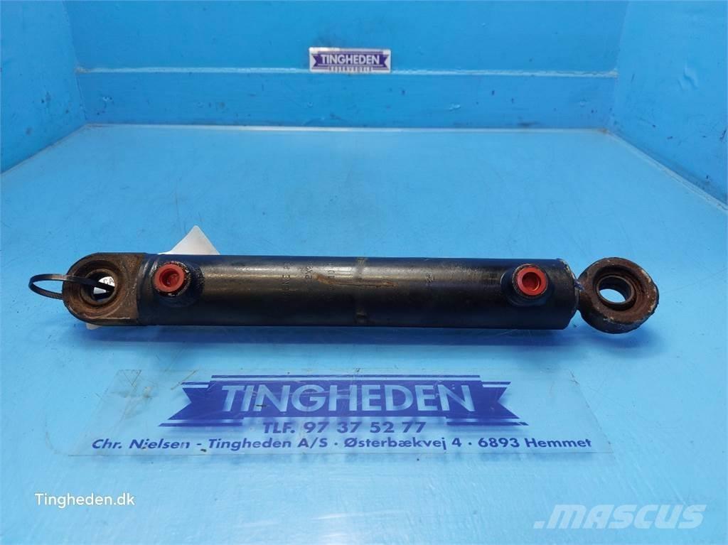 CASE Farmall 95A Хидравлични