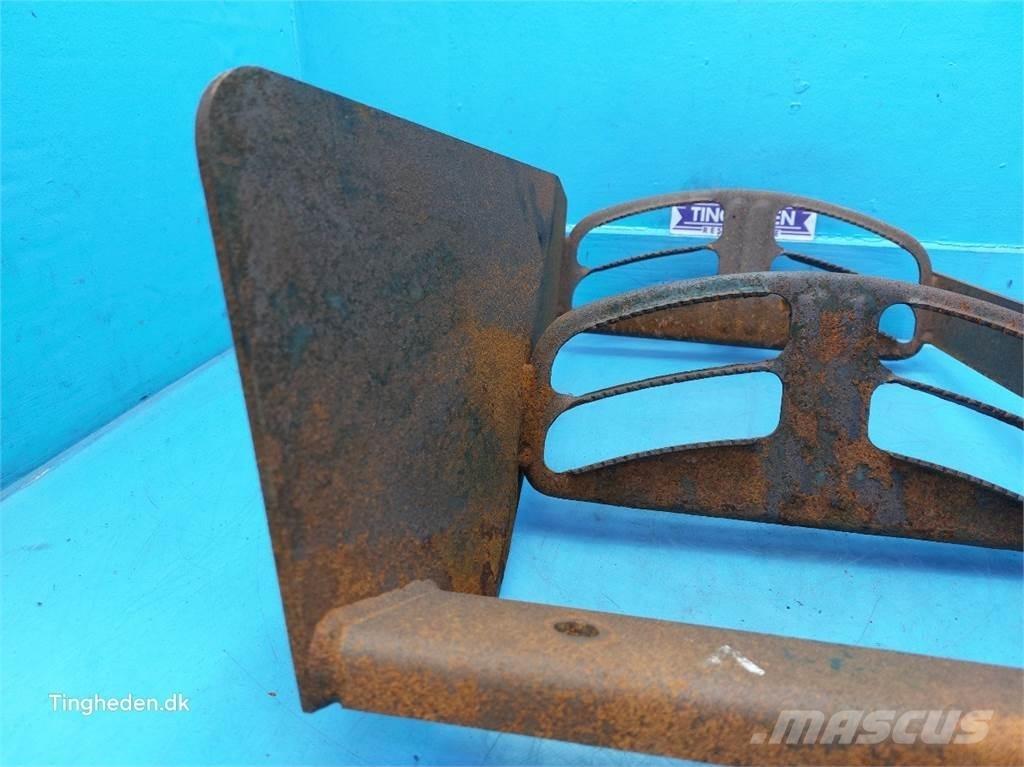 CASE Farmall 95A Други аксесоари за трактори