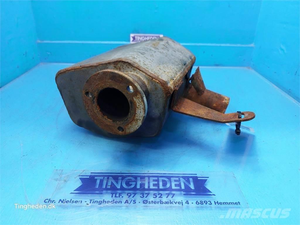 CASE Farmall 95A Двигатели