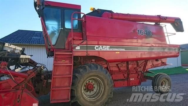Case IH 1640 Комбайни