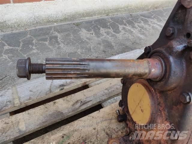 Case IH 1660 Предаване