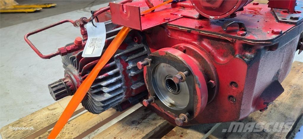 Case IH 2388 Предаване