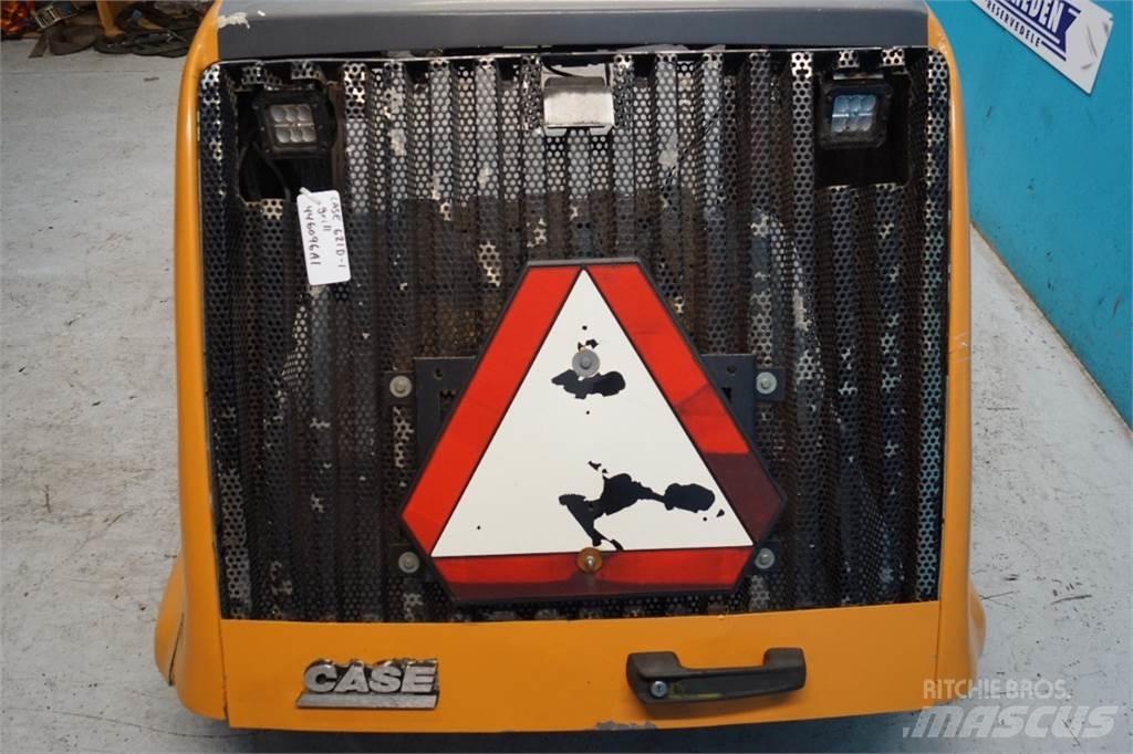 Case IH 621D Пресяващи кофи
