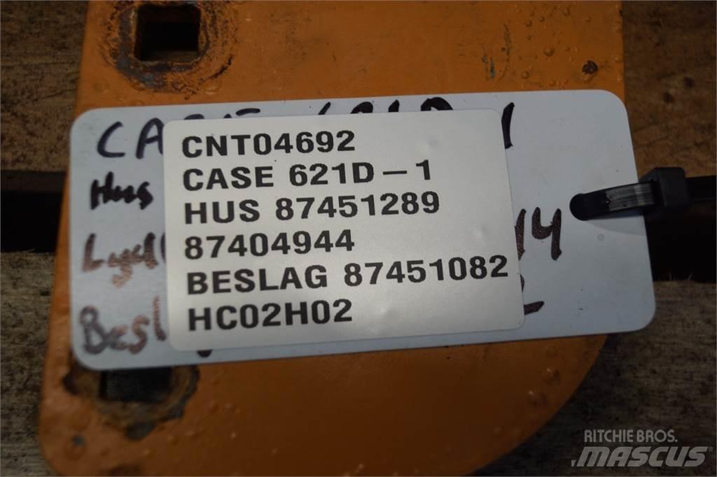 Case IH 621D Пресяващи кофи
