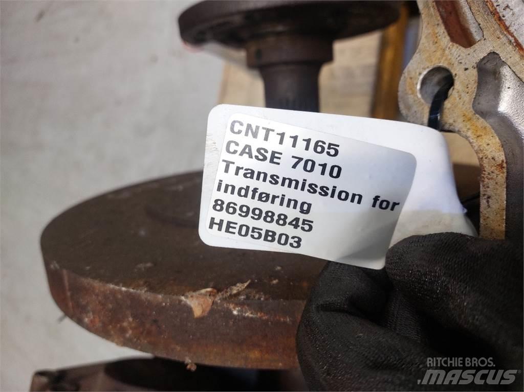 Case IH 7010 Предаване