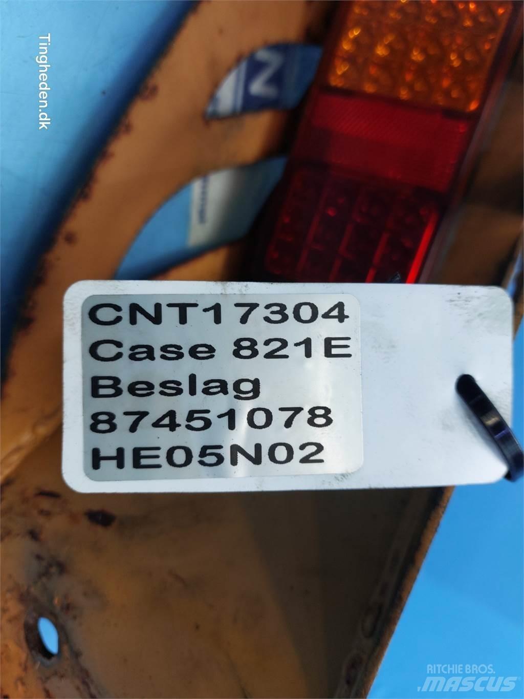 Case IH 821E Пресяващи кофи
