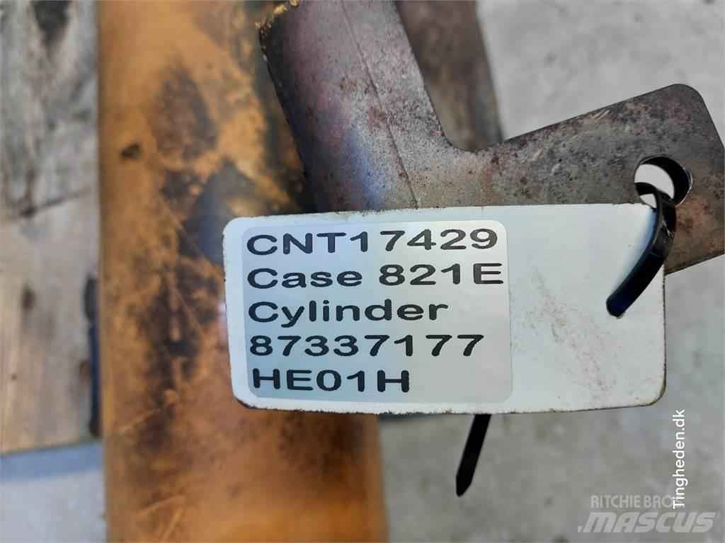 Case IH 821E Хидравлични